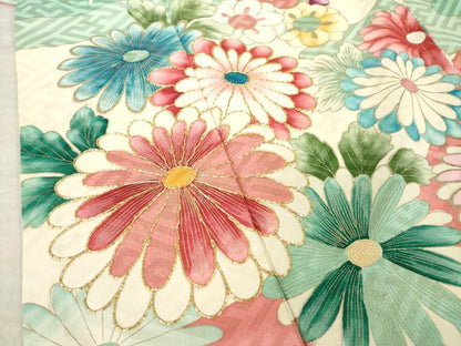 平和屋着物●豪華振袖　駒刺繍　草花文　金彩　正絹　逸品　AABM3080ck