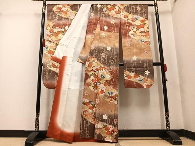 平和屋着物●豪華振袖　駒刺繍　草花文　暈し染め　金彩　正絹　逸品　AABM3275ph