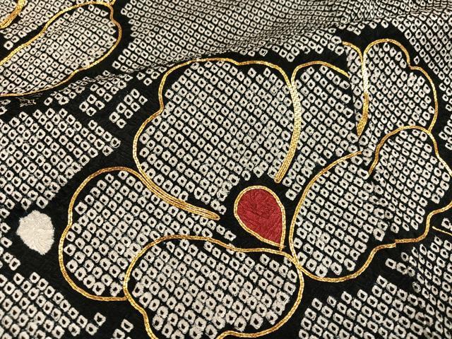 平和屋着物●豪華振袖　総絞り　駒刺繍　草花文　黒地　正絹　逸品　AABM3287ph