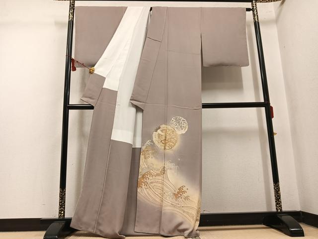 平和屋着物●豪華色留袖　駒刺繍　鶴亀浜松文　暈し染め　金銀彩　正絹　逸品　未使用　AABM3318ph
