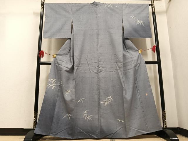 平和屋着物●訪問着　作家物　山口敬三　紬地　刺繍　ろうけつ染　雀　暈し染め　正絹　逸品　AABM3320ph