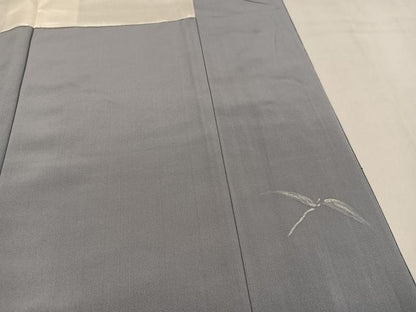 平和屋着物●訪問着　作家物　山口敬三　紬地　刺繍　ろうけつ染　雀　暈し染め　正絹　逸品　AABM3320ph