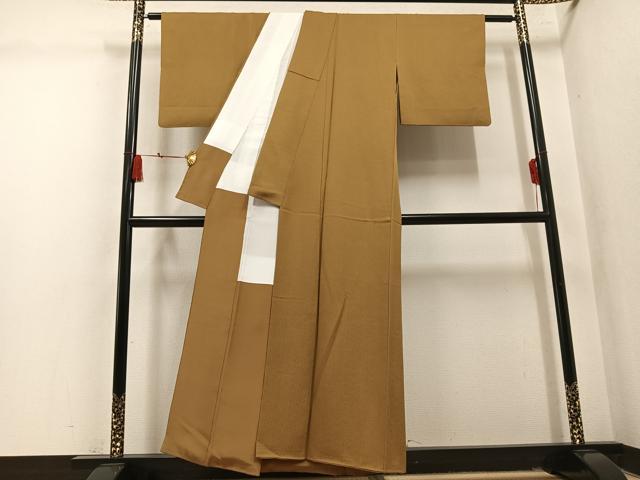 平和屋着物●上質な色無地　紗綾形地紋　黄橡色　正絹　逸品　AABM3344ph