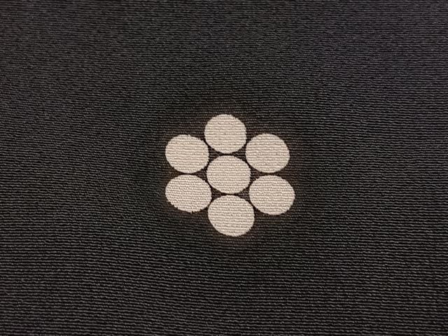 平和屋着物●豪華黒留袖　作家物　手描き　鯉　暈し染め　金彩　正絹　逸品　AABM3354ph