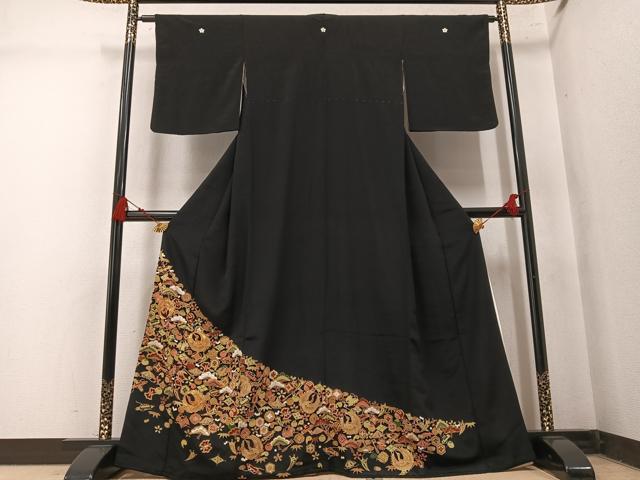 平和屋着物●豪華黒留袖　駒刺繍　群れ鶴宝づくし　金彩　正絹　逸品　AABM3358ph