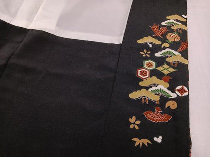 平和屋着物●豪華黒留袖　駒刺繍　群れ鶴宝づくし　金彩　正絹　逸品　AABM3358ph