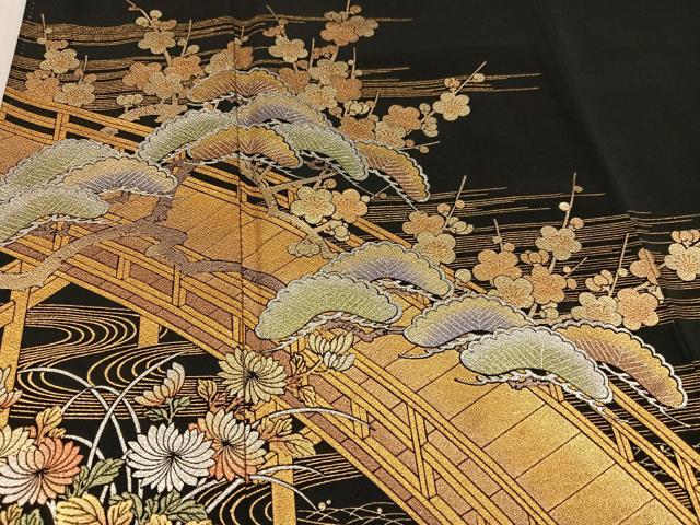 平和屋着物●金彩友禅　卓越技能者・名工・和田光正　黒留袖　松竹梅渡り橋文　金銀彩　正絹　逸品　AABM3364ph