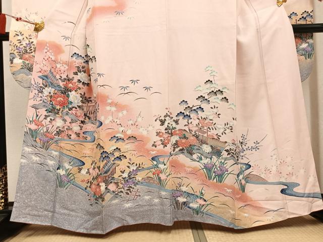 平和屋着物●豪華振袖　風景草花文　暈し染め　金彩　銀通し地　正絹　逸品　AABM3376ph