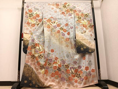 平和屋着物●豪華振袖　駒刺繍　花蝶文　暈し染め　金彩　正絹　逸品　AABM3377ph
