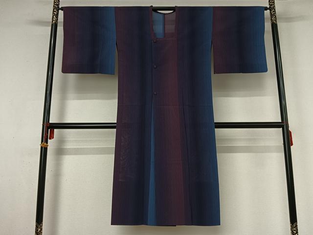 平和屋着物▽道行コート　スリーシーズン　春夏秋　塵除け　縞　暈し染め　ロング丈　正絹　逸品　AABM3598jh