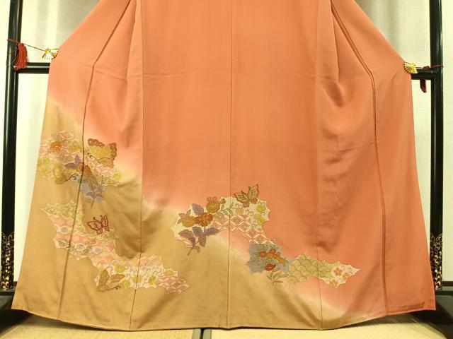 平和屋着物●中国三大刺繍　スワトウ刺繍　汕頭刺繍　総刺繍　訪問着　花蝶文　暈し染め　金糸　金彩　正絹　逸品　AABM3724fy