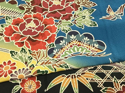 平和屋着物●豪華振袖　型染め　松竹梅　花鳥文　暈し染め　正絹　逸品　AABM3753fy