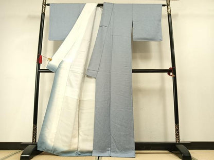 平和屋着物●上質な色無地　草花地紋　秘色色　正絹　逸品　未使用　AABM3772fy