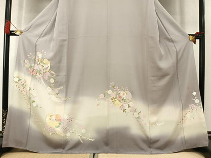 平和屋着物●訪問着　作家物　駒刺繍　草花文　暈し染め　正絹　逸品　AABM3780fy