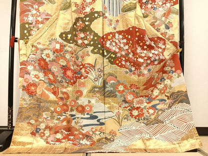平和屋着物●豪華振袖　駒刺繍　花鳥文　金彩　仮絵羽　正絹　逸品　未使用　AABM3783fy