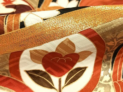 平和屋着物●豪華振袖　駒刺繍　松竹梅　花蝶文　暈し染め　黒地　金彩　仮絵羽　正絹　逸品　未使用　AABM3790fy