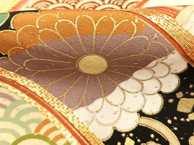 平和屋着物●豪華振袖　駒刺繍　花蝶扇文　暈し染め　金彩　金通し地　正絹　逸品　AABM3844fy