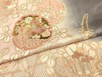 平和屋着物●十日町老舗ブランド　吉澤友禅　吾妻徳穂　訪問着　刺繍　雪輪花文　暈し染め　金彩　正絹　逸品　AABM3845fy