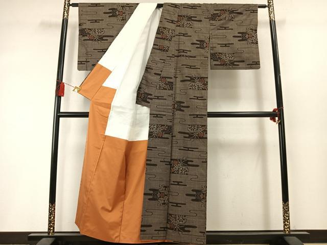 平和屋着物●本場大島紬　7マルキ　古代染色　純泥染　手織　源氏車花文　元治絹織物謹製　証紙付き　正絹　逸品　AABM3864fy