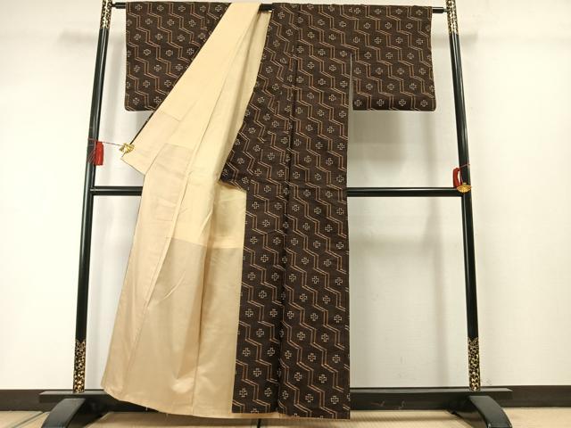 平和屋着物●国指定重要無形文化財　本場久米島紬　手織　正絹　逸品　AABM3872fy