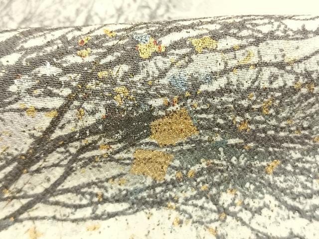 平和屋着物●日展作家　山本唯与志　レリーフ染　黒留袖　樹林文　暈し染め　金銀彩　正絹　逸品　AABM3895fy
