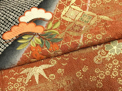 平和屋着物●訪問着　刺繍　松竹　花唐草文　暈し染め　黒地　金糸　金彩　正絹　逸品　AABM3918fy