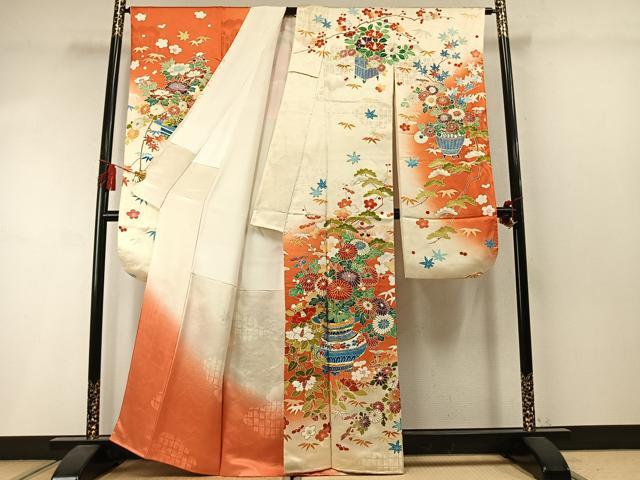 平和屋着物●豪華振袖　駒刺繍　松竹梅　草花陶器文　暈し染め　金彩　正絹　逸品　AABM3925fy