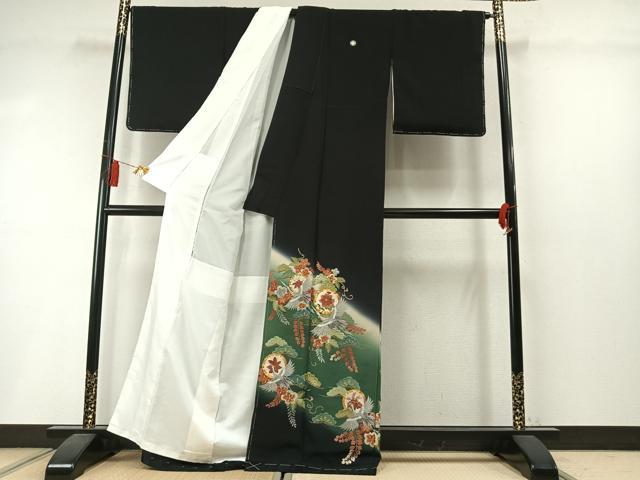 平和屋着物●豪華黒留袖　作家物　駒刺繍　総刺繍　飛鶴枝松花文　暈し染め　金糸　正絹　逸品　未使用　AABM3945fy