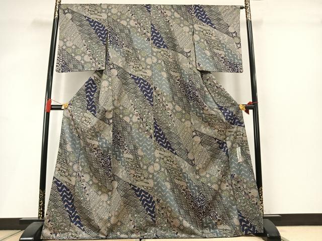 平和屋着物●染色作家　斉藤三才　小紋　切嵌花鳥文　金彩　正絹　逸品　AABM3960fy