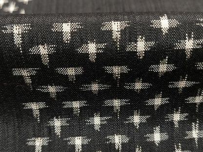 平和屋着物●上質な紬　十字絣　黒地　正絹　逸品　未使用　AABM3971fy