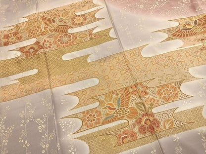 平和屋着物●中国三大刺繍　スワトウ刺繍　汕頭刺繍　相良刺繍　訪問着　花鳥文　暈し染め　金彩　正絹　逸品　未使用　AABM3985fy