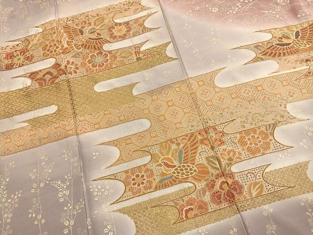 平和屋着物●中国三大刺繍　スワトウ刺繍　汕頭刺繍　相良刺繍　訪問着　花鳥文　暈し染め　金彩　正絹　逸品　未使用　AABM3985fy