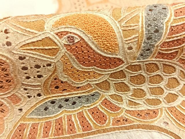 平和屋着物●中国三大刺繍　スワトウ刺繍　汕頭刺繍　相良刺繍　訪問着　花鳥文　暈し染め　金彩　正絹　逸品　未使用　AABM3985fy