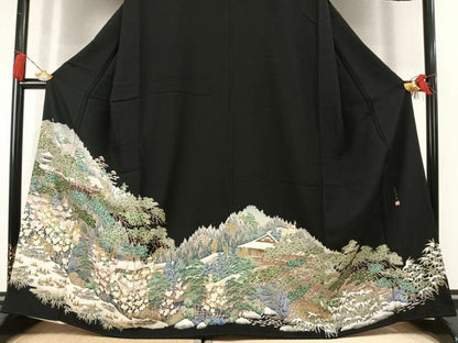 平和屋着物●豪華黒留袖　作家物　松竹梅　風景文　金彩　正絹　逸品　AABM3987fy