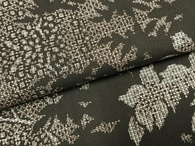 平和屋着物●本場大島紬　割り込み絣　草花文　正絹　逸品　AABM4004fy