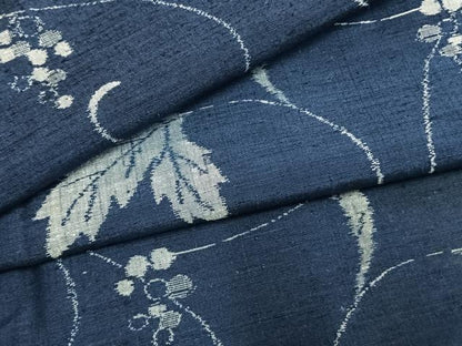 平和屋着物●上質な紬　葡萄唐草文　正絹　逸品　AABM4043fy