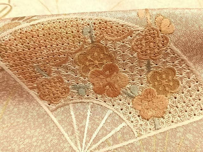 平和屋着物●中国三大刺繍　スワトウ刺繍　汕頭刺繍　訪問着　扇面花文　暈し染め　金彩　正絹　逸品　AABM4083fy