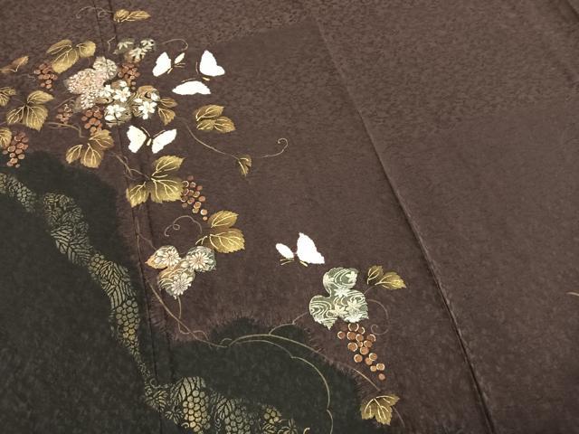 平和屋着物●訪問着　刺繍　舞蝶葡萄蔦の葉文　金糸　金彩　さが美扱い　正絹　逸品　未使用　AABM4096fy
