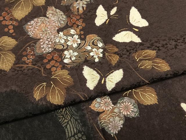 平和屋着物●訪問着　刺繍　舞蝶葡萄蔦の葉文　金糸　金彩　さが美扱い　正絹　逸品　未使用　AABM4096fy