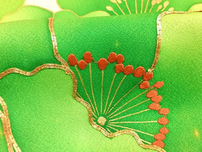 平和屋着物●豪華振袖　駒刺繍　草花文　金彩　正絹　逸品　AABM4100fy