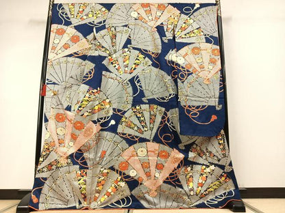 平和屋着物●豪華振袖　駒刺繍　扇面花文　金彩　正絹　逸品　AABM4114fy