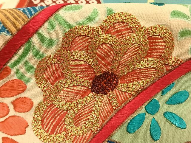 平和屋着物●中国三大刺繍　相良刺繍　振袖　駒刺繍　雲取り扇面花文　金糸　金彩　正絹　逸品　AABM4116fy
