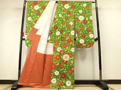 平和屋着物●豪華振袖　駒刺繍　花唐草文　金彩　金通し地　正絹　逸品　AABM4118fy