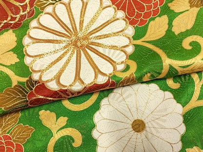 平和屋着物●豪華振袖　駒刺繍　花唐草文　金彩　金通し地　正絹　逸品　AABM4118fy