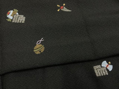 平和屋着物●訪問着　総刺繍　源氏香　宝尽くし文様　黒地　金銀糸　やまと金ラベル　正絹　逸品　AABM4172fy