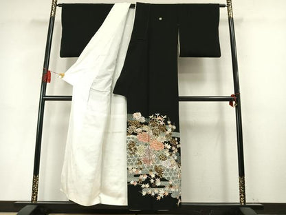 平和屋着物●豪華黒留袖　駒刺繍　草花文　金糸　金彩　正絹　逸品　AABM4176fy