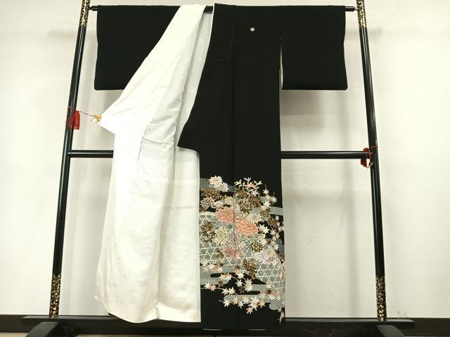 平和屋着物●豪華黒留袖　駒刺繍　草花文　金糸　金彩　正絹　逸品　AABM4176fy