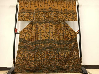 平和屋着物●訪問着　作家物　手ざし紅型　松竹梅　飛鶴花文　鬼しぼ縮緬　正絹　逸品　AABM4184fy