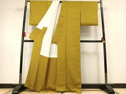 平和屋着物●上質な色無地　菱地紋　菜種油色　正絹　逸品　AABM4186fy
