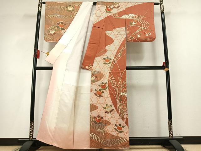 平和屋着物●十日町老舗ブランド　吉澤友禅　吾妻徳穂　訪問着　駒刺繍　流水花蝶文　金彩　正絹　逸品　AABM4189fy